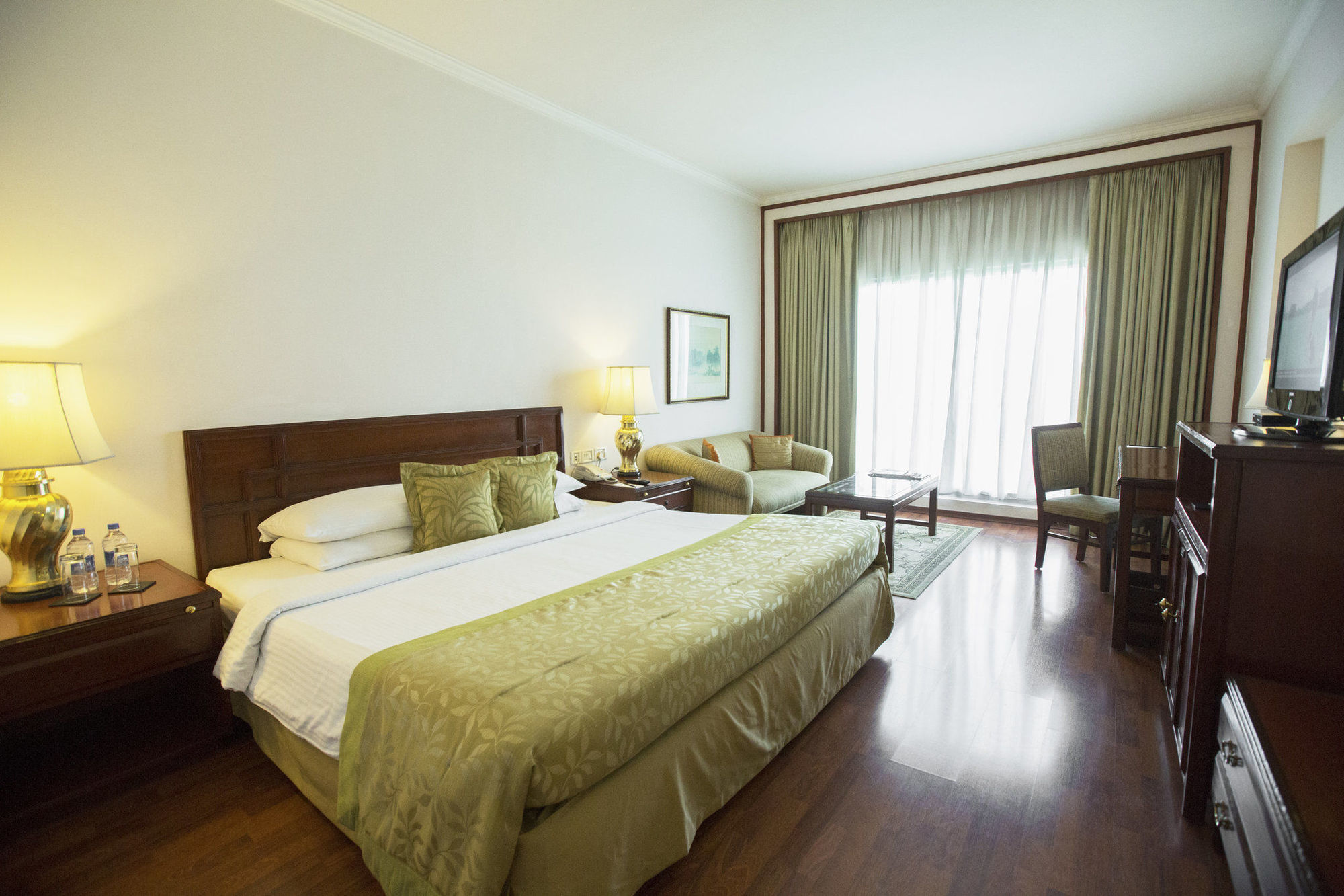 Hotel Taj Banjara Hyderabad Exterior foto A room at the Taj Bengal
